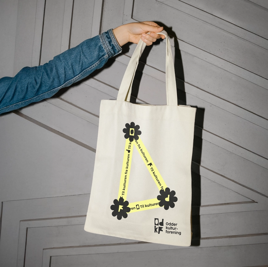 Upland_studio_Odderkulturforening_bag Upland_studio_Odderkulturforening_bag